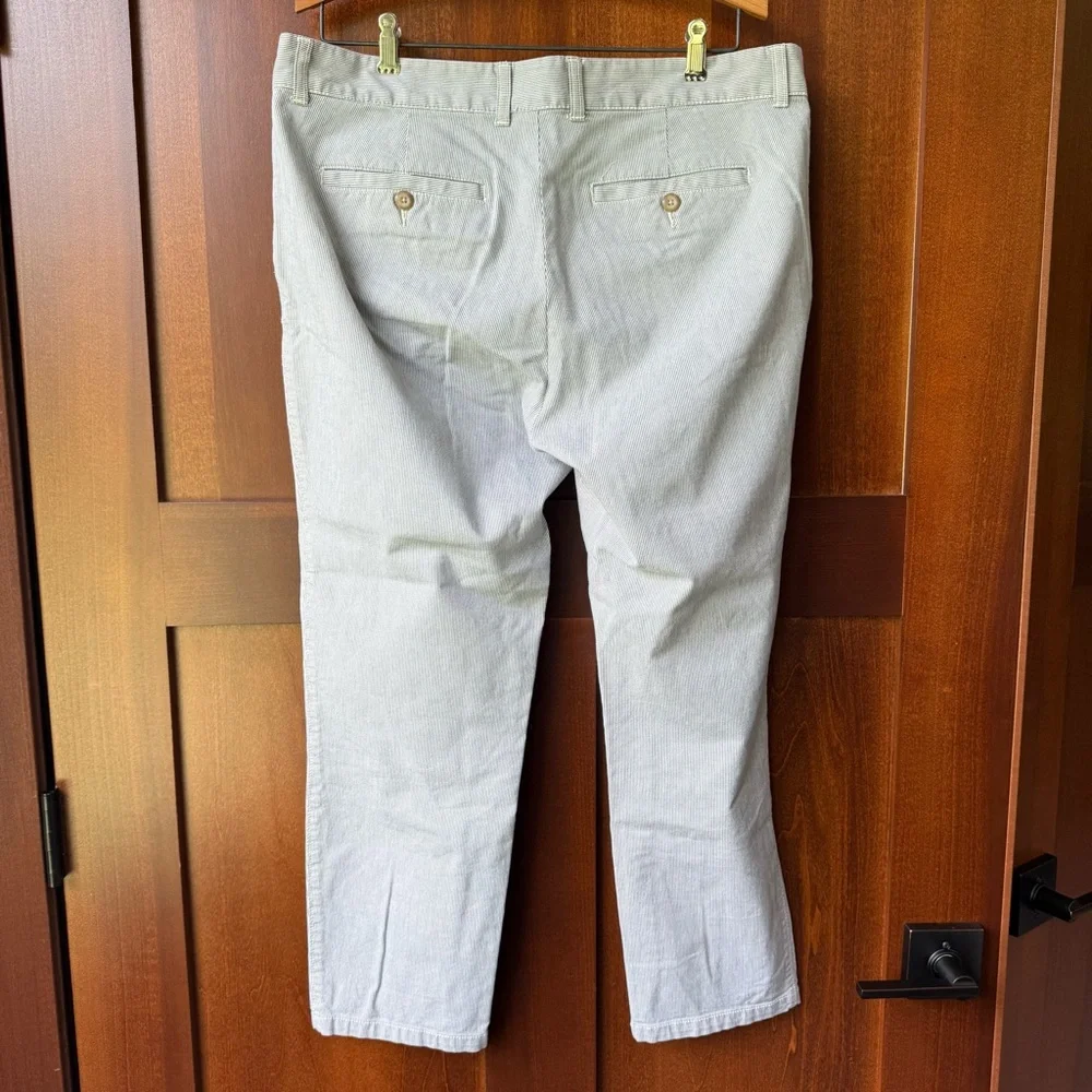 Women’s Striped Gap Girlfriend Khakis Size 10R - Picture 2 of 14